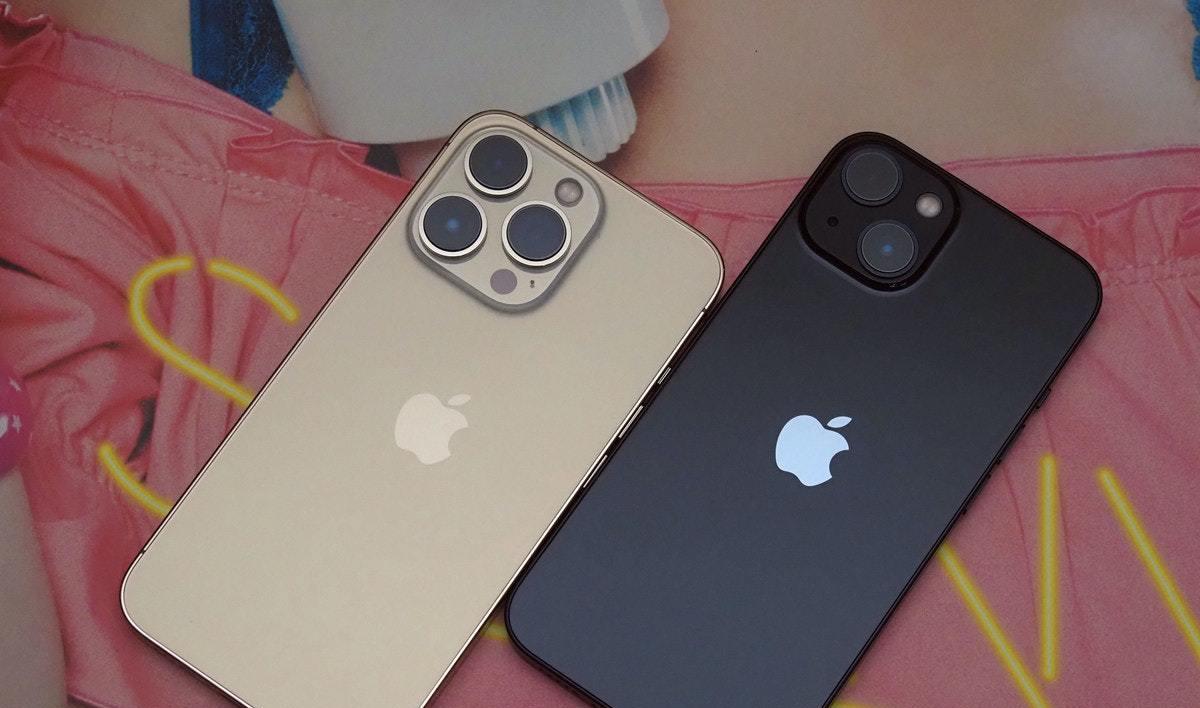 尺寸相同的苹果iPhone 13、13 Pro开箱！如何选择入手？一文看清|关注
